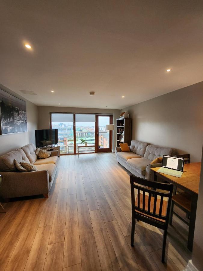City Views Apartment Belfast Exterior photo